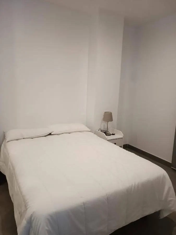 Complejo Pinta18 At1, At2 Y At3 Apartment Seville Spain