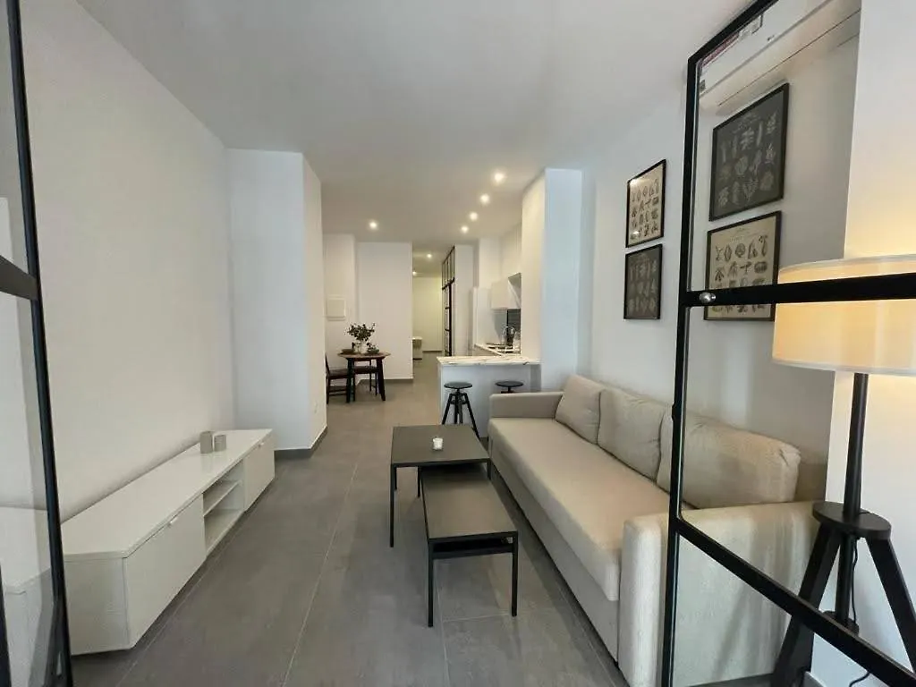 Complejo Pinta18 At1, At2 Y At3 Apartment Seville Spain