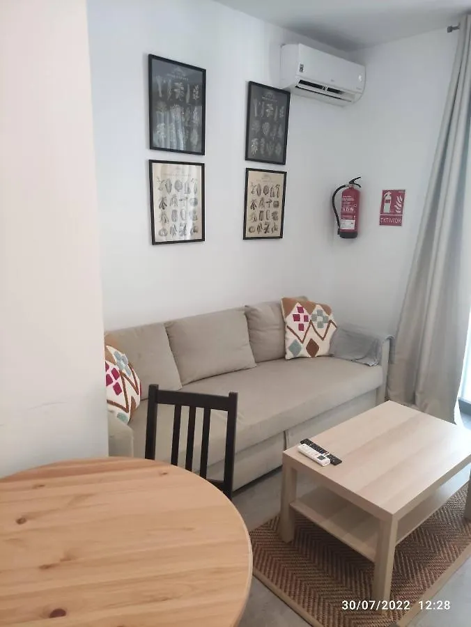 Complejo Pinta18 At1, At2 Y At3 Apartment Seville