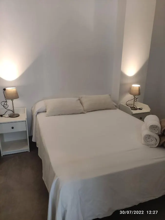 Complejo Pinta18 At1, At2 Y At3 Apartment Seville