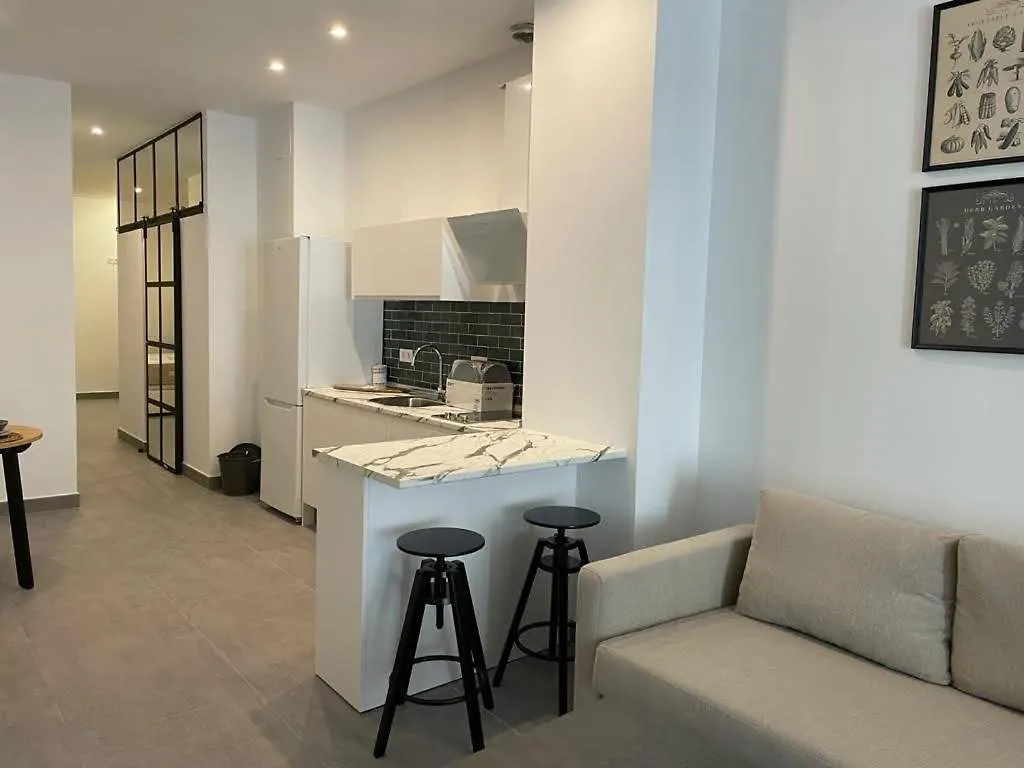 Apartament Complejo Pinta18 At1, At2 Y At3 Sewilla
