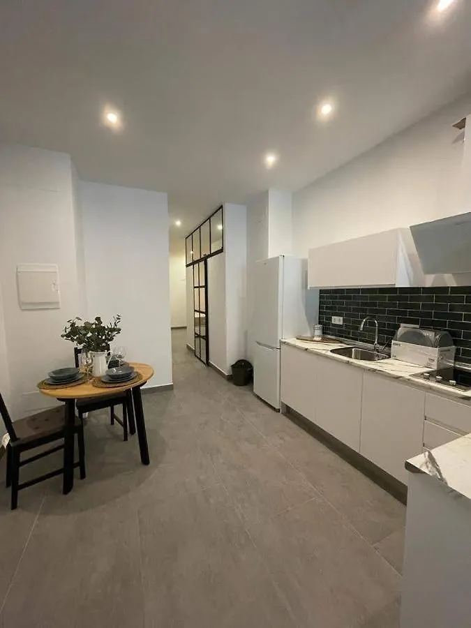 Apartament Complejo Pinta18 At1, At2 Y At3 Sewilla