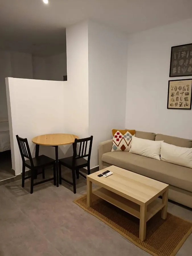 Apartament Complejo Pinta18 At1, At2 Y At3 Sewilla 0*,